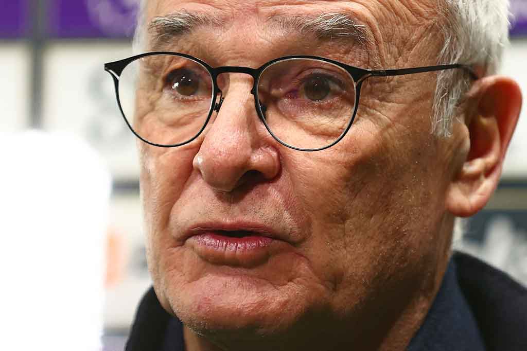 Pelatih kepala Claudio Ranieri dipecat oleh Watford pada Senin, 24 Januari 2022, setelah rentetan hasil buruk yang diterima klub selama tiga bulan terakhir. Watford kini berada di zona degradasi Liga Inggris.