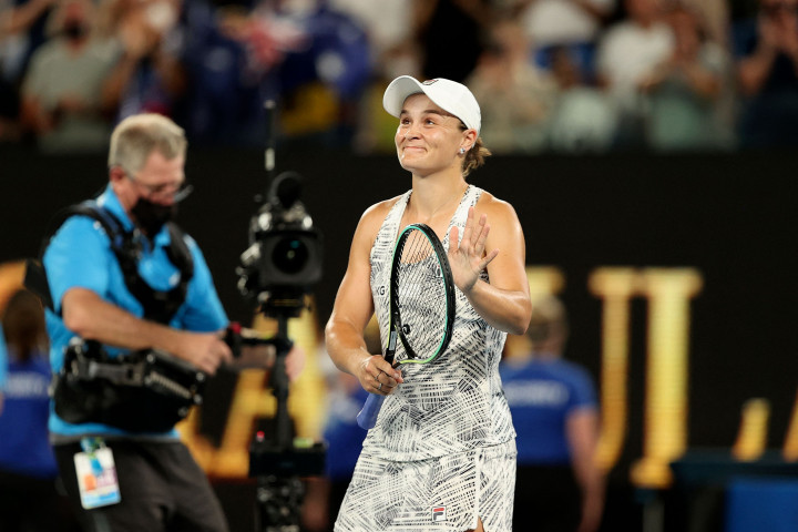 Ia melaju ke partai puncak tanpa kehilangan satu set pun dan hanya kalah 21 game dalam enam pertandingan. Ia menjadi petenis Australia pertama yang mencapai final di kandang sendiri sejak Lleyton Hewitt melakukannya pada 2005.