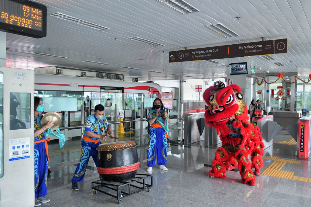 Kegiatan ini terbuka untuk umum dan dapat dinikmati secara gratis dengan tujuan untuk memberikan hiburan dan semangat kebahagiaan pada perayaan imlek bagi seluruh pengguna transportasi LRT Jakarta ditengah masa pandemi.