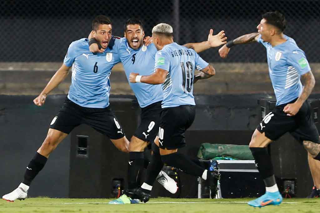 Uruguay mencetak gol cepat saat laga baru berjalan satu menit. Tendangan keras Rodrigo Bentancur dari luar kotak penalti tak bisa dicegah kiper Wuilker Farinez. Skor berubah menjadi 1-0.