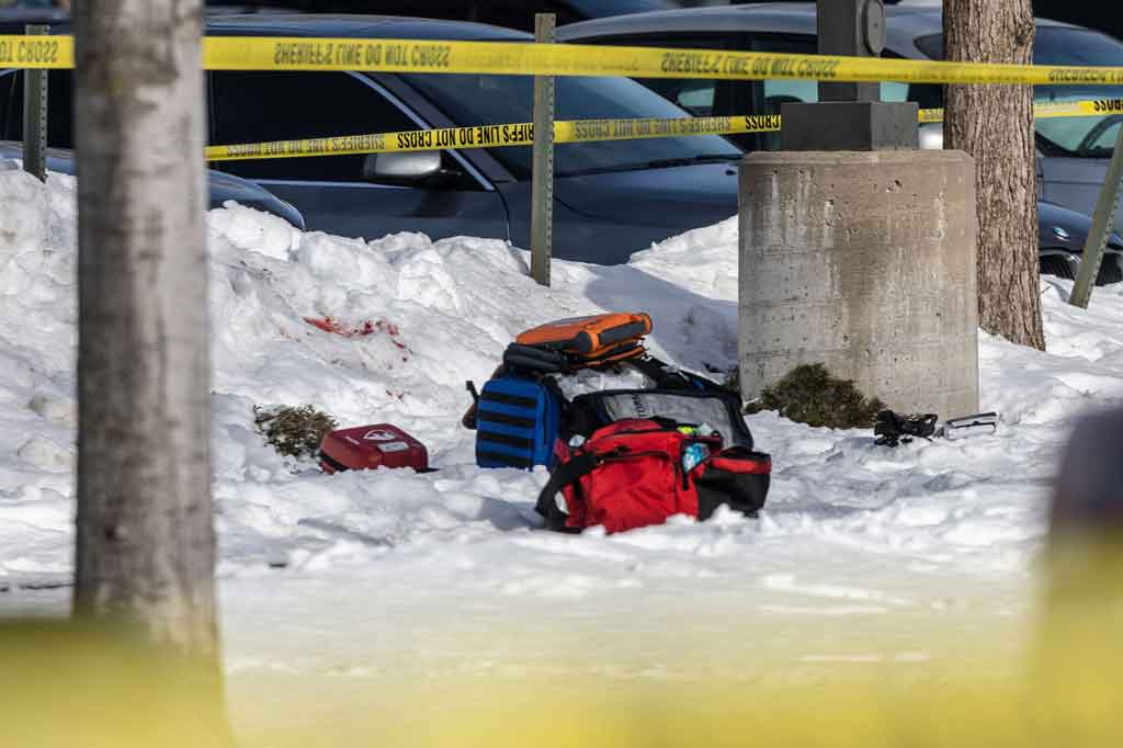 Sementara penembakan di Minnesota terjadi di kota Richfield di luar Minneapolis sekitar tengah hari, menyebabkan satu siswa tewas dan lainnya terluka.