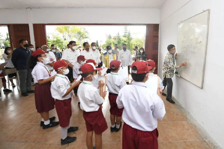 Profesor Yohanes Surya yang membimbing mereka mengatakan bahwa metode gasing memanfaatkan lagu, latihan logika, otak kiri-kanan, hingga motorik. Menurutnya, dengan metode pembelajaran gasing ini, anak-anak jadi lebih cepat belajar berhitung meski belajar dari nol.