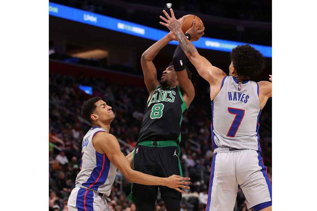 Sedangkan Josh Richardson menambah 12 poin untuk Boston, yang meraih kemenangan keempat secara beruntun.