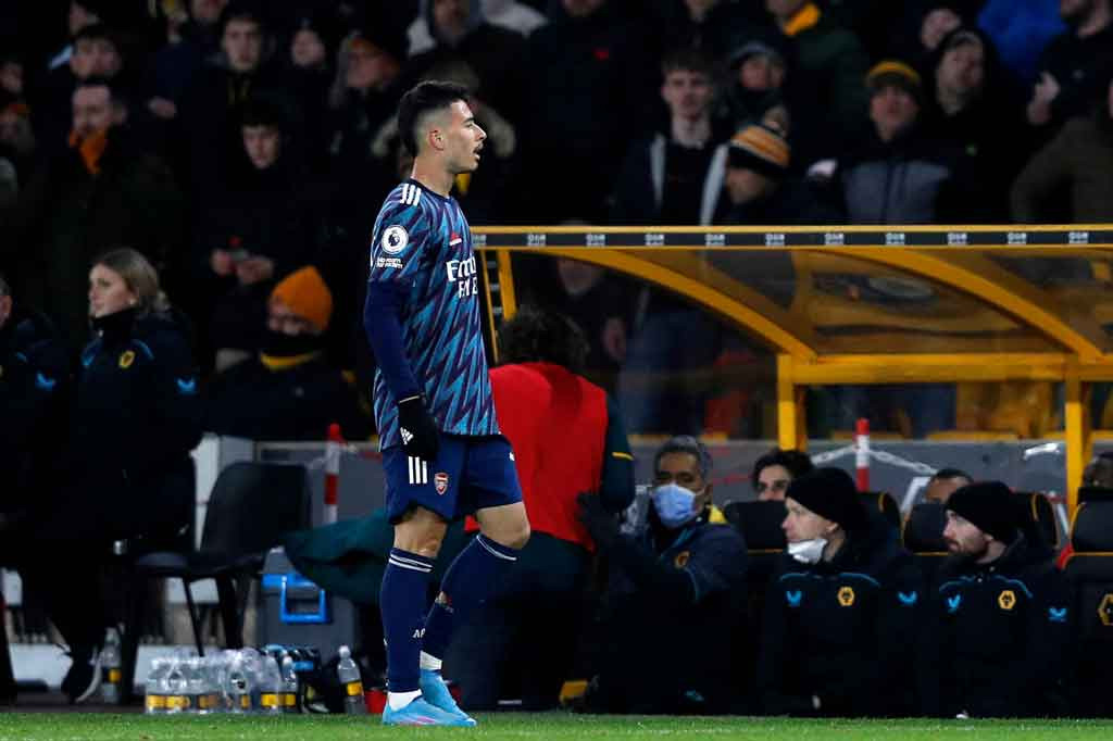 Tim Mikel Arteta harus menyelesaikan babak kedua dengan 10 pemain setelah Gabriel Martinelli mendapatkan dua kartu kuning berturut-turut dan diusir keluar lapangan pada menit ke-69.  