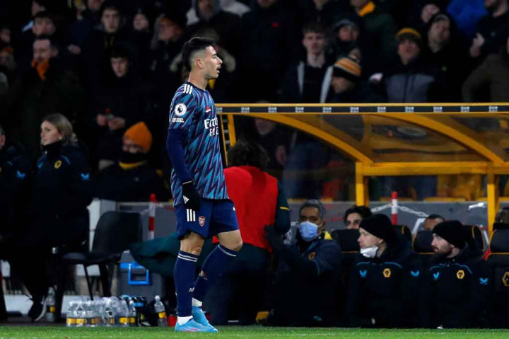 Tim Mikel Arteta harus menyelesaikan babak kedua dengan 10 pemain setelah Gabriel Martinelli mendapatkan dua kartu kuning berturut-turut dan diusir keluar lapangan pada menit ke-69.  