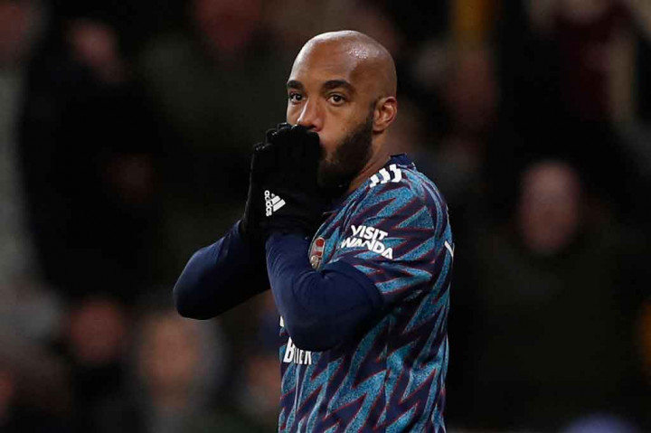 Alexandre Lacazette hampir mencetak gol kedua untuk Arsenal sebelum turun minum. Tetapi tembakan sentuhan pertama penyerang Prancis itu tepat mengarah ke kiper Wolves Jose Sa. The Gunners pun memastikan unggul 1-0 saat turun minum.
