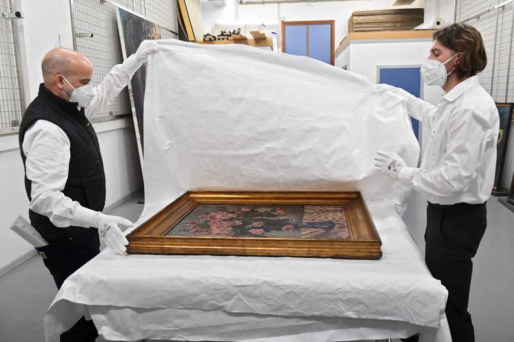 Setelah perang, otoritas Belgia tak mengetahui lukisan itu milik siapa. Mereka kemudian mempercayakannya ke museum pada 1951, di mana lukisan itu digantung.