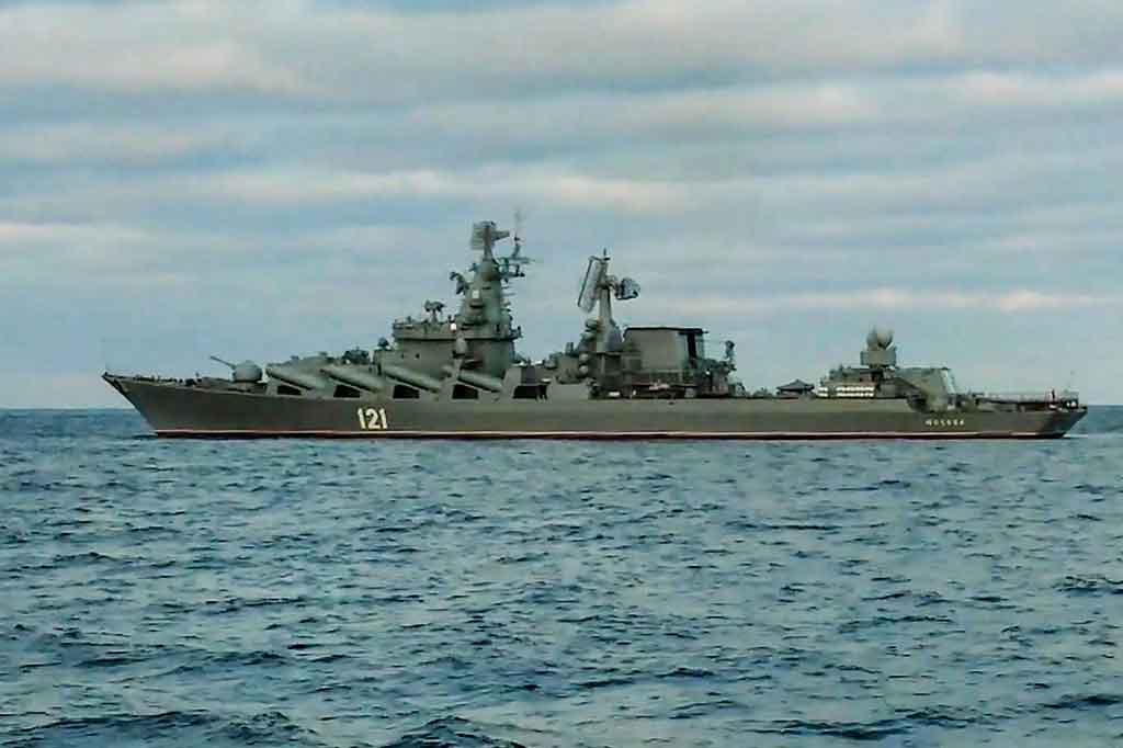 Langkah itu dilakukan setelah AS pada hari Jumat, 11 Februari 2022, memberikan peringatan paling keras tentang kemungkinan invasi Rusia ke Ukraina, dengan mengatakan bahwa itu bisa terjadi kapan saja.