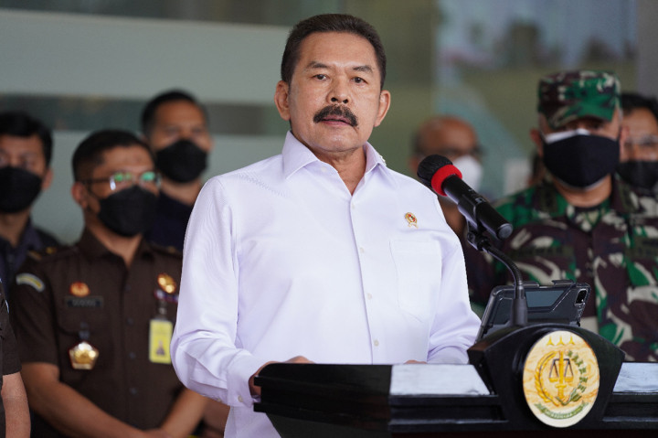 Burhanuddin menyampaikan, setelah dilakukan gelar perkara terdapat dua unsur tindak pidana korupsi dan diduga ada keterlibatan dari unsur TNI dan unsur sipil.