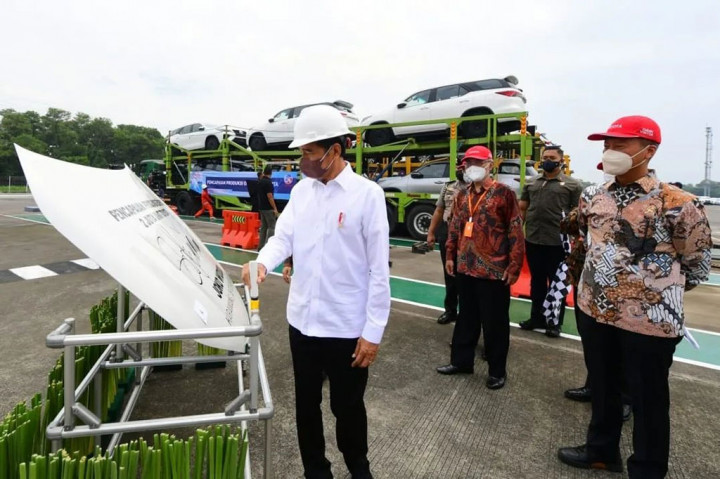 Dalam acara tersebut, Presiden juga mengapresiasi pencapaian produksi ekspor Toyota hingga dua juta unit. Presiden memuji ekspor mobil perdana ke Australia yang dilakukan Toyota. Hal tersebut juga menandakan inovasi yang dilakukan dunia usaha meskipun di tengah pandemi covid-19.