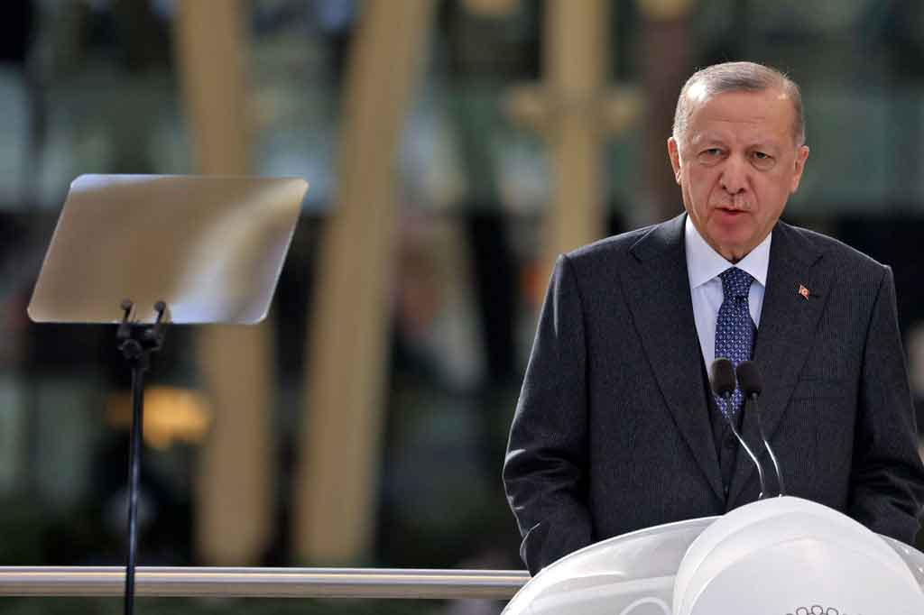 Presiden Turki mengatakan bahwa kunjungannya itu untuk memulai era baru dengan UEA, sembari menambahkan ada kemauan kolektif yang kuat untuk mengembangkan hubungan perdagangan dan meningkatkan investasi.