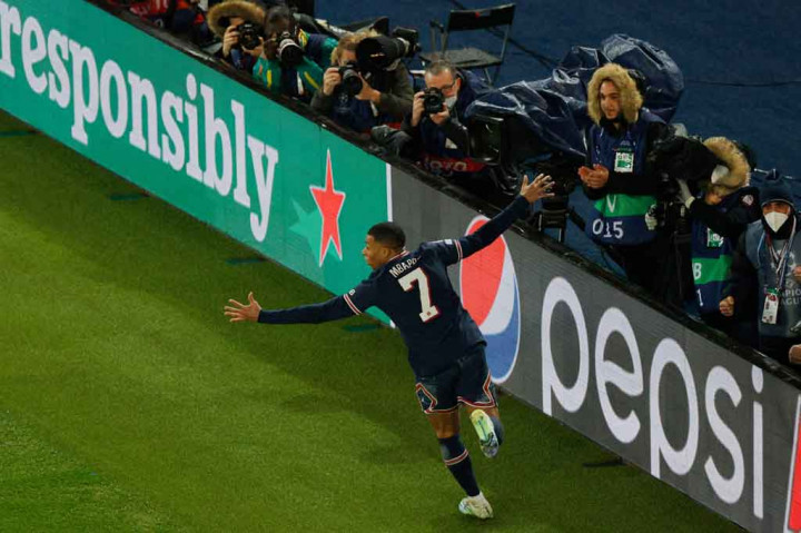 PSG akhirnya berhasil memecahkan kebuntuan di injury time atau menit ke-93. Neymar memberikan umpan tumit ke Mbappe. Penyerang Prancis itu menusuk ke kotak penalti dan melewati dua pemain Madrid sebelum melepaskan tendangan yang gagal dihentikan Courtois. Skor 1-0 bertahan hingga laga usai.