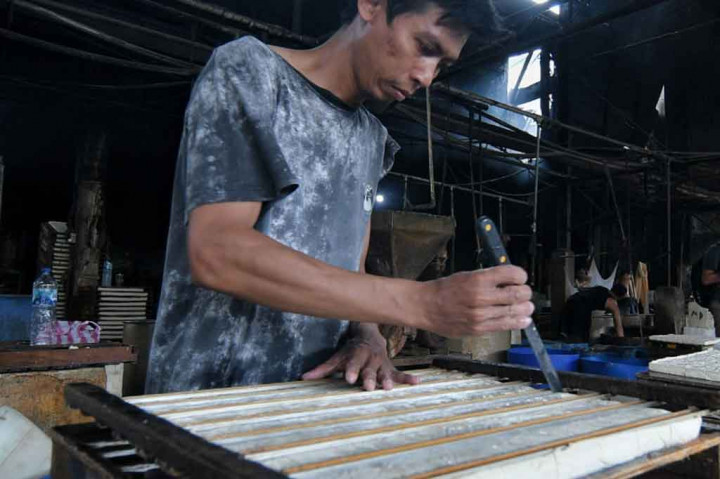 Kementerian Perdagangan (Kemendag) memprediksi dalam waktu dekat harga tempe dan tahu akan mengalami kenaikan mulai bulan depan, karena melonjaknya harga kedelai internasional.