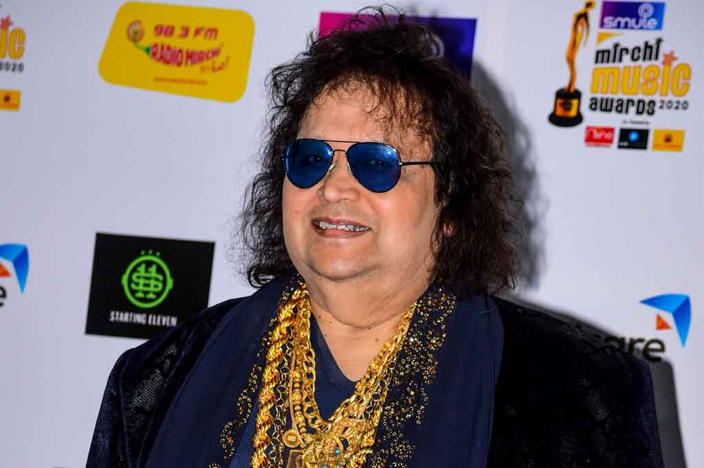 Penyanyi, komposer, dan 'Raja Disko' India, Bappi Lahiri, meninggal dunia di usia 69 tahun. Lahiri meninggal akibat penyakit yang dideritanya.