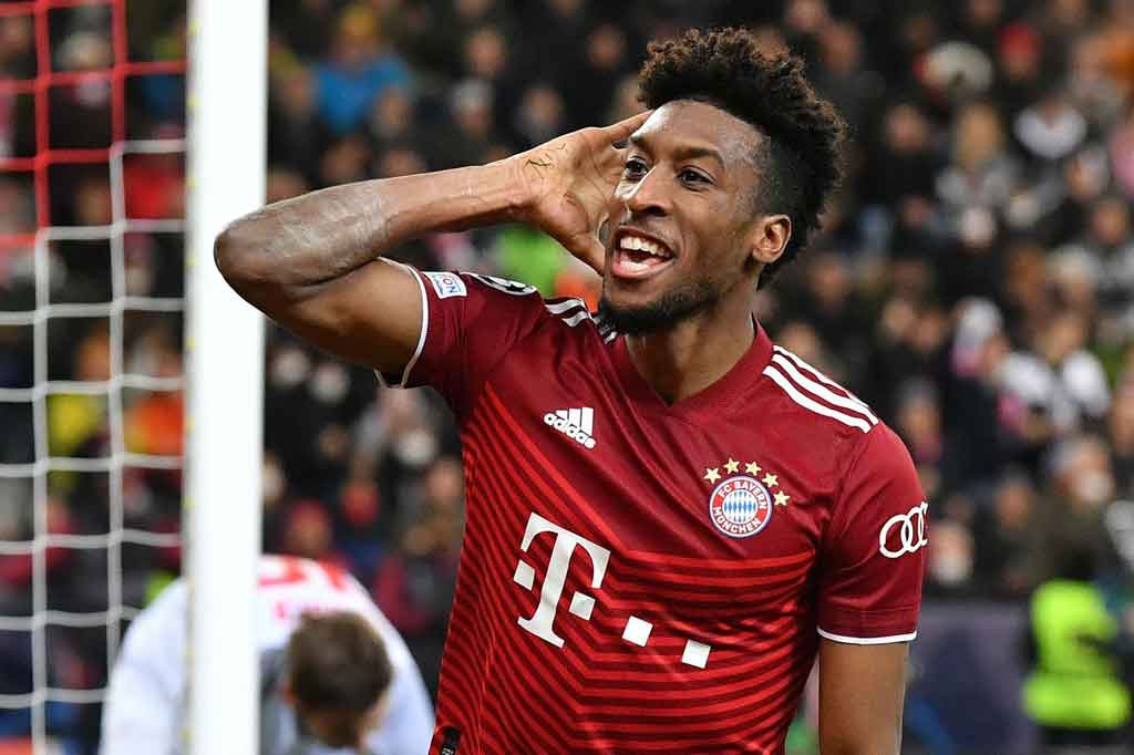 Bayern yang terus mendominasi permainan akhirnya berhasil menyamakan kedudukan pada masa injury time melalui aksi Kingsley Coman. Pertandingan berakhir dengan kedudukan imbang 1-1. 