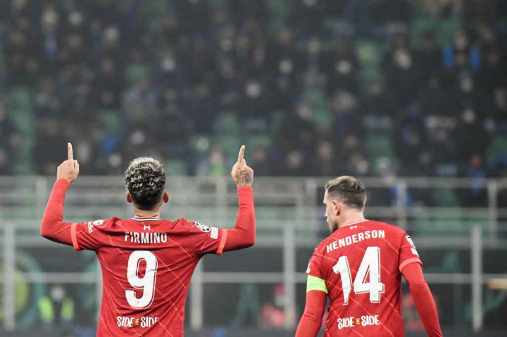 Memasuki babak kedua, Jorgen Kloop memasukkan Roberto Firmino menggantikan Diogo Jota. Dan pergantian tersebut terbukti membuahkan hasil. Pada menit ke-75 Firmino akhirnya berhasil memecah kebuntuan lewat sundulan menyambut sepak pojok Trent Alexander-Arnold. Skor 1-0 untuk tim tamu.