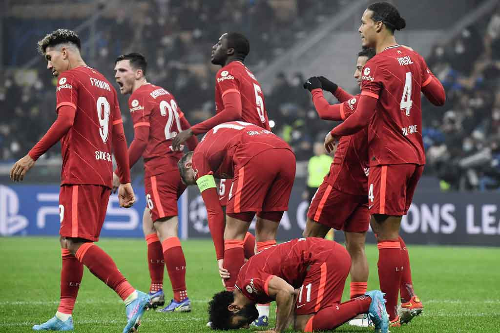 Delapan menit berselang, giliran Mohamed Salah yang mencatatkan namanya di papan skor untuk membawa Liverpool unggul 2-0. Sepakan Salah menyambut umpan sundulan Virgil Van Dijk gagal diantisipasi Samir Handanovic dan masuk ke gawang tuan rumah. Skor 2-0 bertahan hingga laga usai.