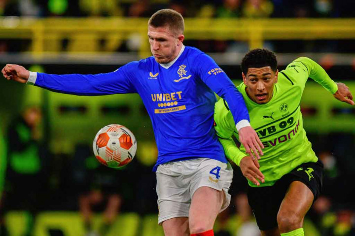 Bermain tanpa penyerang andalan mereka Erling Haaland karena cedera, Dortmund kerepotan meladeni permainan Rangers.