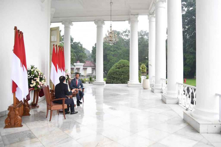 Lebih lanjut, Presiden Jokowi juga menjelaskan mengenai hilirisasi industri yang tengah dilakukan oleh pemerintah Indonesia. Menurut Suharso, Presiden yakin jika hilirisasi industri akan bisa memberikan nilai tambah ekspor sekaligus memperbaiki neraca transaksi berjalan Indonesia.