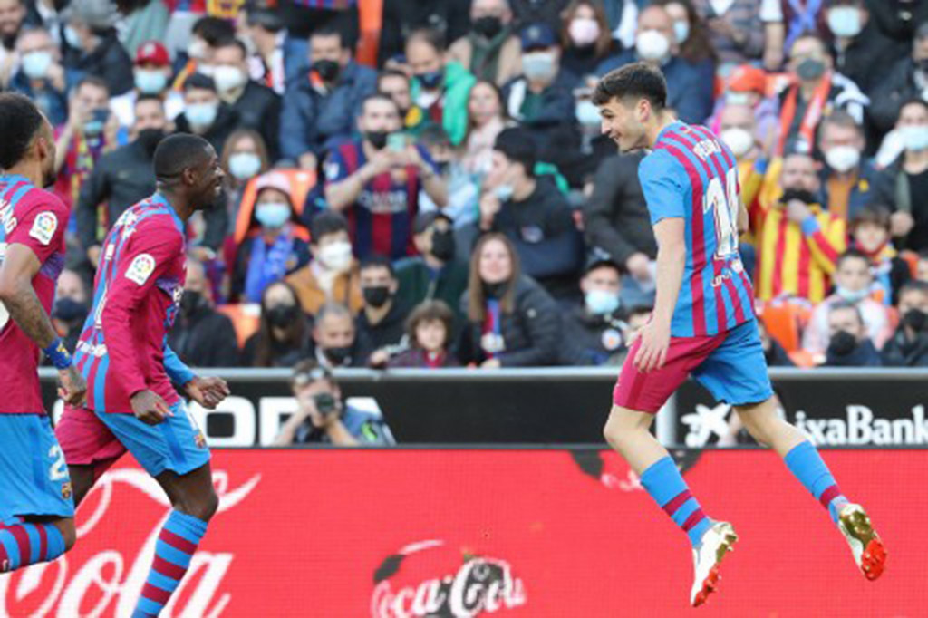 Sementara Valencia ada di urutan ke-12 dengan 30 poin dari 25 laga. 