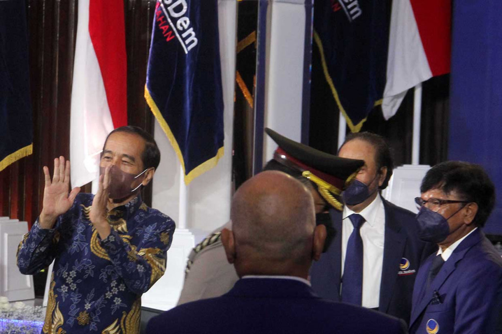 Presiden Joko Widodo meresmikan NasDem Tower di Gondangdia, Jakarta Pusat, pada Selasa, 22 Febaruari 2022.