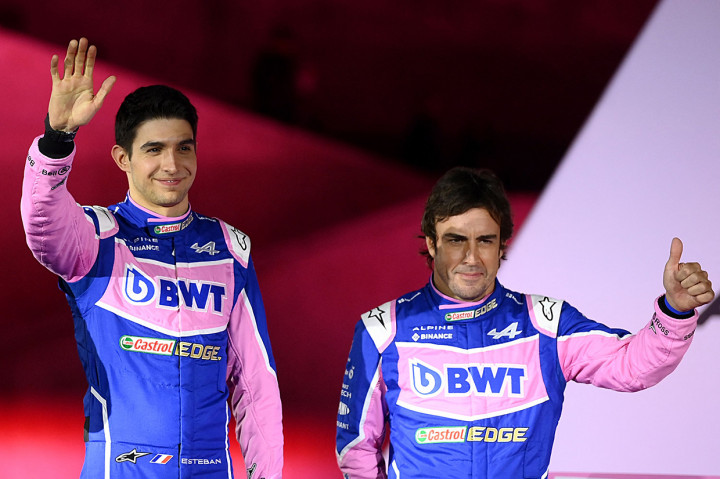 Pada F1 2022, mobil A522 tersebut akan dikemudikan Fernando Alonso dan Esteban Ocon.