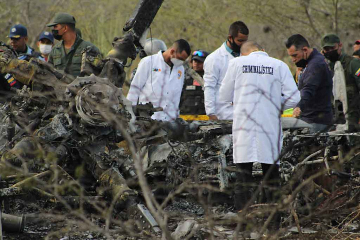 Beberapa jam kemudian, Maduro mengkonfirmasi kematian dua tentara dan dua lainnya terluka yang kini dalam perawatan di rumah sakit. 