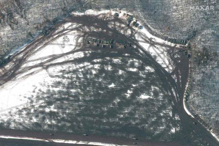 Amerika Serikat dan sekutu Barat memperkirakan Rusia telah menempatkan lebih dari 150.000 tentara di dekat perbatasan Ukraina dalam beberapa pekan terakhir. Washington memperingatkan invasi akan segera terjadi.