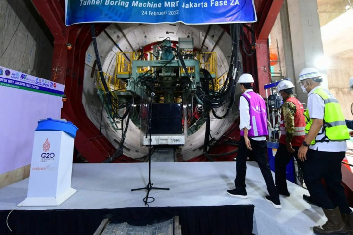 Hal ini disampaikannya dalam peluncuran Tunnel Boring Machine (TBM) MRT Jakarta Fase 2A di Stasiun MRT Bundaran Hotel Indonesia (HI) Jakarta, Kamis, 24 Februari 2022.
