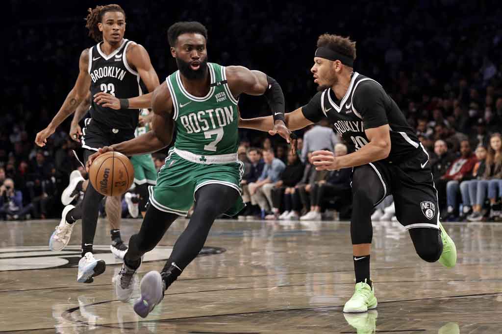 Jaylen Brown menambahkan 18 poin dan Marcus Smart mengemas 15 poin demi membantu Celtics menemukan kembali ritme terbaik yang mereka perlihatkan sebelum jeda, di mana sembilan dari 10 pertandingan berhasil dimenangi.