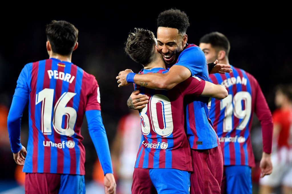 Empat gol kemenangan Barcelona dipersembahkan oleh Pierre-Emerick Aubameyang (37'), Ousmane Dembele (73'), Luuk de Jong (90+2'), dan Memphis Depay (90+3').
