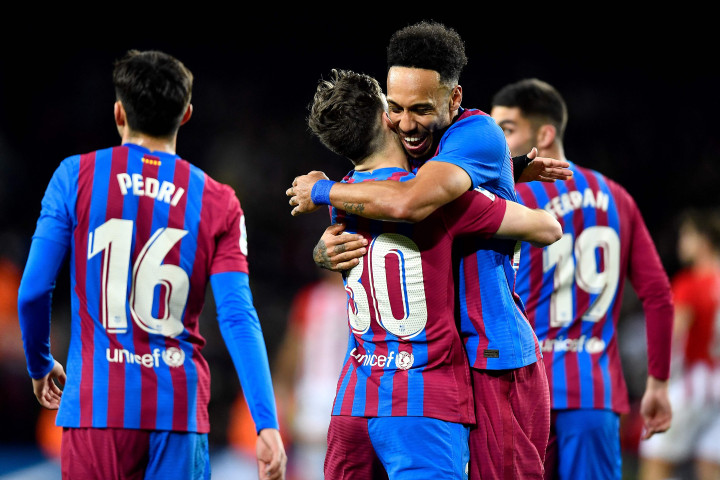 Empat gol kemenangan Barcelona dipersembahkan oleh Pierre-Emerick Aubameyang (37'), Ousmane Dembele (73'), Luuk de Jong (90+2'), dan Memphis Depay (90+3').