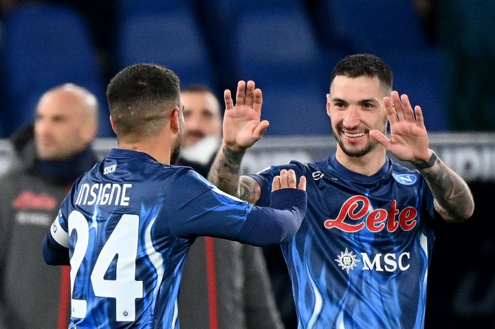 Setelah imbang tanpa gol di sepanjang paruh pertama, Napoli memecah kebuntuan lewat gol Lorenzo Insigne pada menit ke-62.