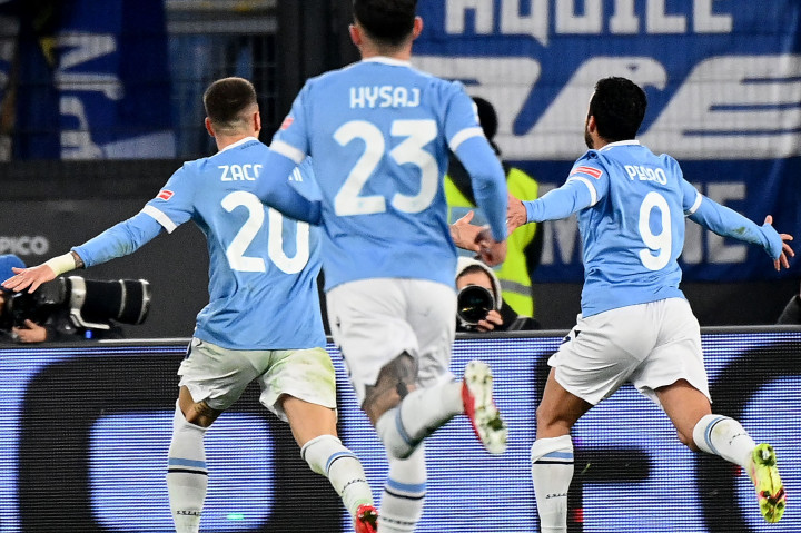 Keunggulan itu bertahan sampai menit-menit akhir pertandingan sebelum Lazio mencetak gol penyama melalui Pedro. Fabian Ruiz muncul sebagai pahlawan Napoli setelah mencetak gol penentu Napoli di akhir injury time.