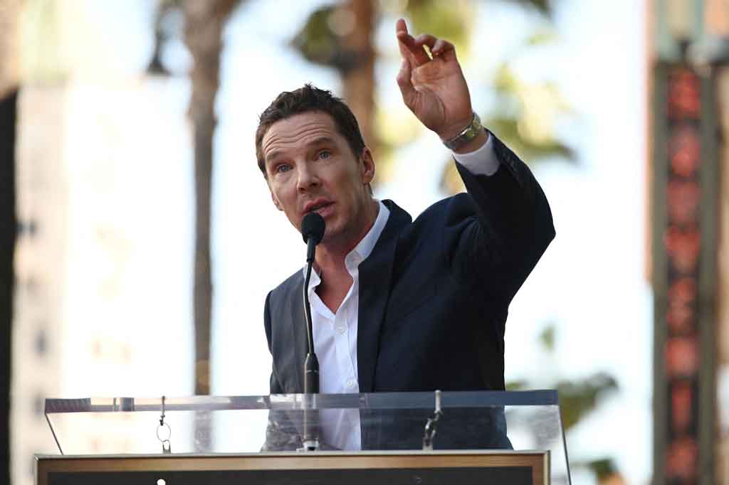 Cumberbatch, yang juga memainkan peran utama dalam film mendatang Doctor Strange in the Multiverse of Madness, menggambarkan bintang Hollywood Walk of Fame yang ia dapatkan sebagai kehormatan yang luar biasa. 