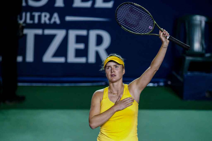 Unggulan teratas asal Ukraina, Elina Svitolina menyingkirkan Anastasia Potapova pada turnamen WTA Monterrey, Rabu, 2 Maret 2022 WIB, sehari setelah mengancam memboikot pertandingan melawan petenis asal Rusia itu.
