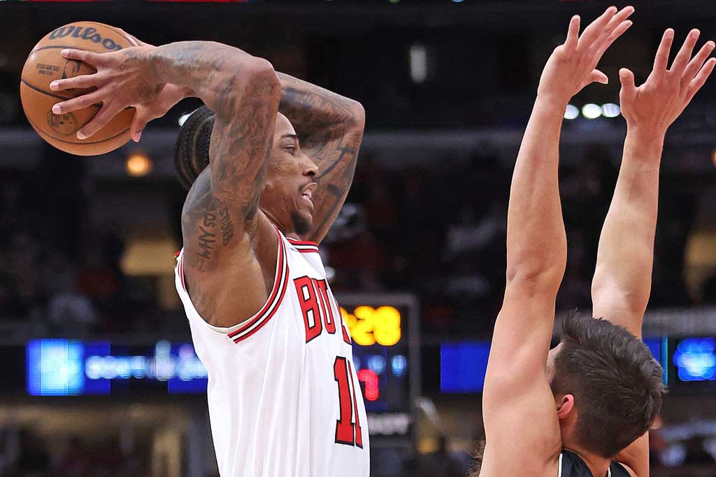 Dan Demar DeRozan mencetak 29 poin saat  tren buruk dengan empat kekalahan beruntun.