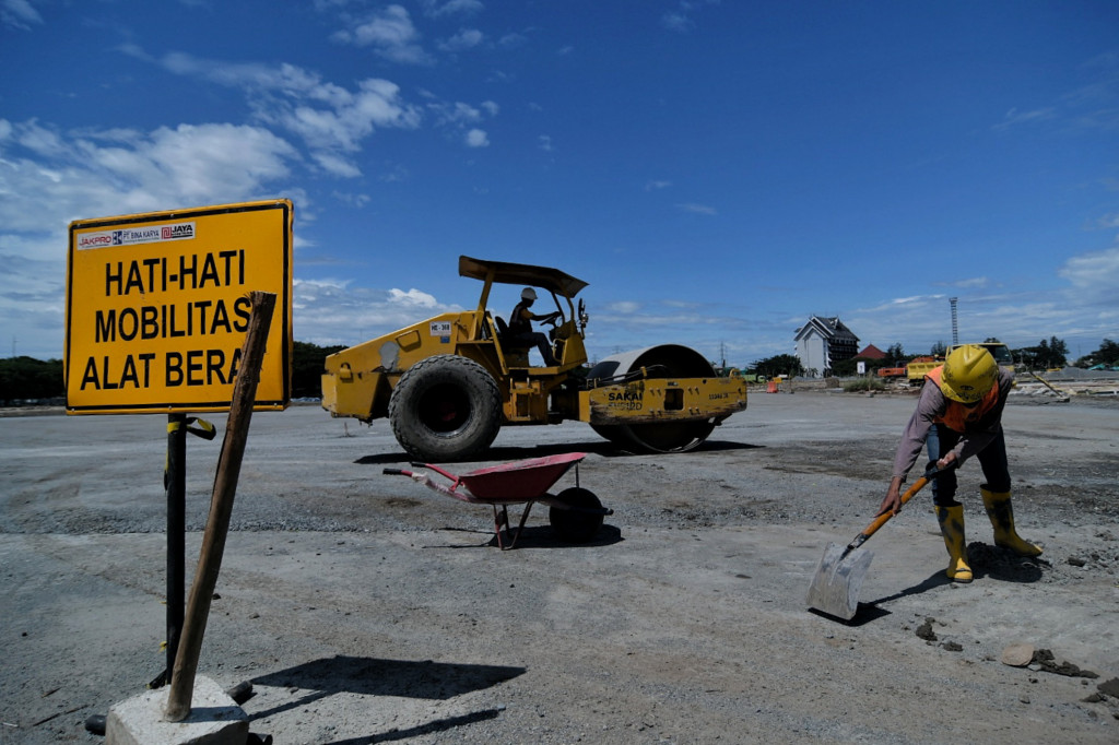 Pembangunan itu ditargetkan selesai awal April 2022.