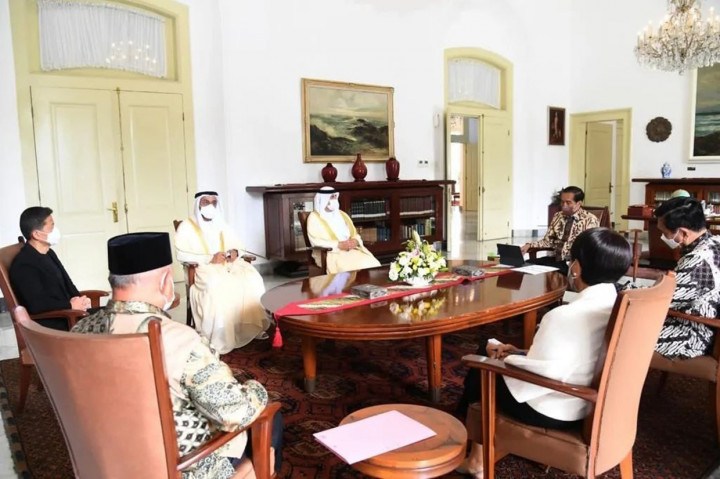 Delegasi PEA yang hadir adalah Menteri Energi dan Infrastruktur PEA Suhail Mohammed Al Mazroei, Duta Besar PEA untuk Indonesia Abdulla Salem Obaid Salem Al Dhaheri, dan Chief Executive Officer of Group 42 Ltd Peng Xiao.