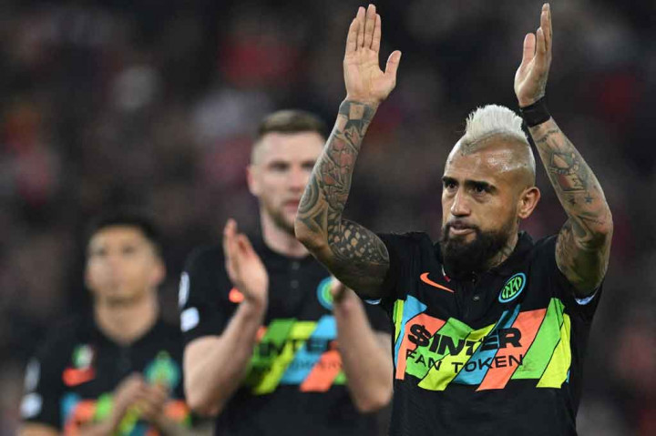 Inter Milan menang 1-0, tetapi gagal lolos ke babak perempat final karena kalah agregat 1-2