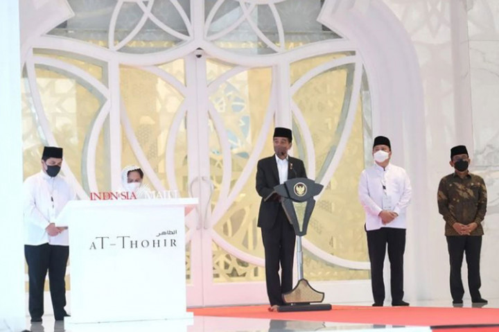 Presiden dalam sambutannya berharap kehadiran Masjid At-Thohir dapat dimanfaatkan untuk meningkatkan pengetahuan dan wawasan keislaman, di samping sebagai tempat ibadah umat Islam.