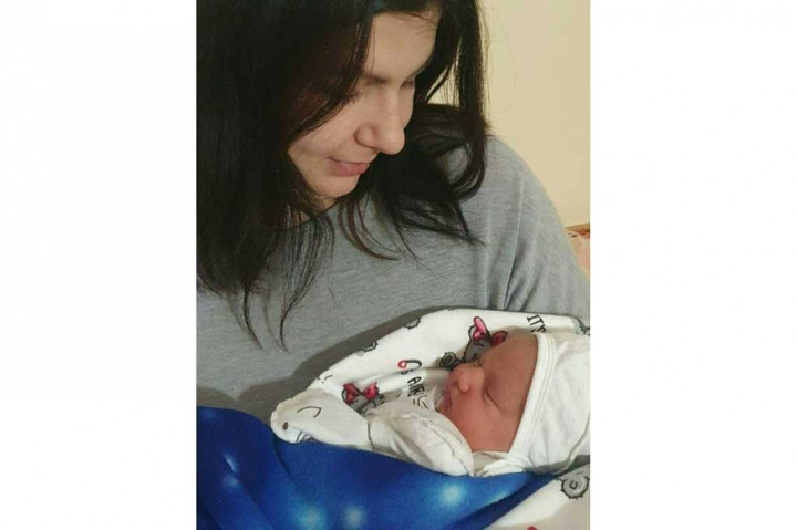 Sementara ruang operasi harus dipindahkan ke lokasi yang lebih aman di dalam gedung, beserta meja operasi, peralatan medis, dan suplai oksigen.