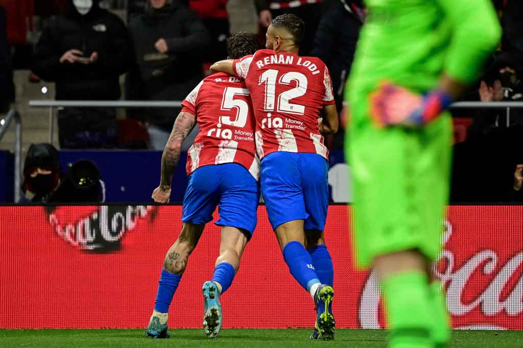 Atletico kemudian kembali unggul pada babak kedua, tepatnya menit ke-68. Gol tersebut bermula dari tembakan Angel Correa yang bisa diblok Ledesma. Namun, Rodrigo De Paul langsung menusuk ke dalam kotak penalti dan menyambar bola muntah yang tidak bisa dihalau Ledesma. Skor menjadi 2-1.