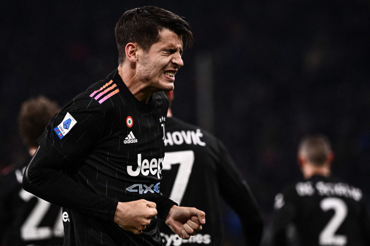 Alvaro Morata melakukan selebrasi usai mencetak gol ke gawang Sampdoria.