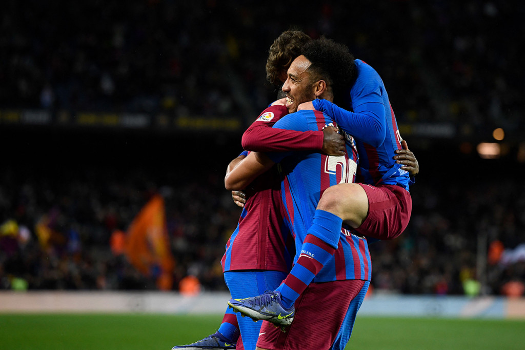 Pierre-Emerick Aubameyang (menit ke-27) dan Ricard 