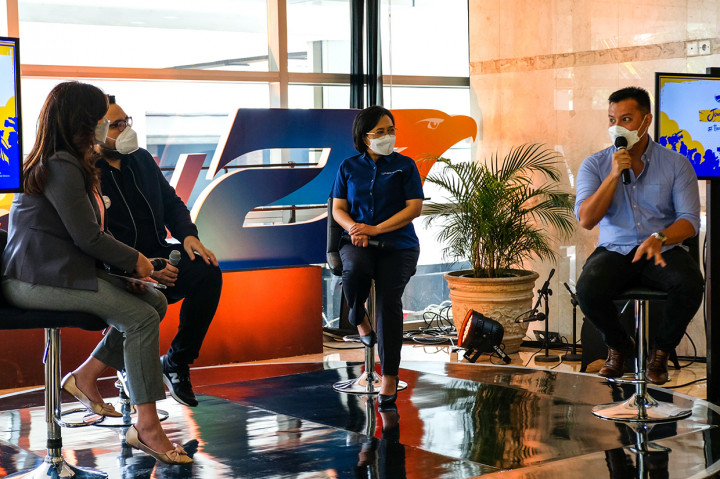 Selain itu, Journalist Day 2022 juga menggelar diskusi santai dengan tema ‘Convergence the New Role Media’. Sederet tokoh yang hadir, yakni Head of Convergence Project Media Group Nunung Setiyani, Chief Executive Officer Asumsi.co Pangeran Siahaan, serta Inisiator Pandemic Talks Firdza Radiany. Ajang apresiasi untuk jurnalis Media Group Network (MGN) kali ini mengusung tema Thank You Frontliner. 