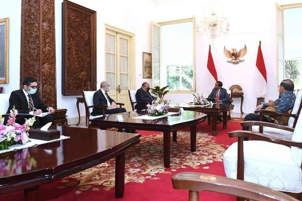 Di bidang perdagangan, Menlu Retno menyebut angka perdagangan kedua negara cukup bagus, bahkan di tengah pandemi pun pada 2021, nilai perdagangan Indonesia-Mesir mengalami kenaikan 57,6 persen atau mencapai 1,86 miliar dolar AS.
