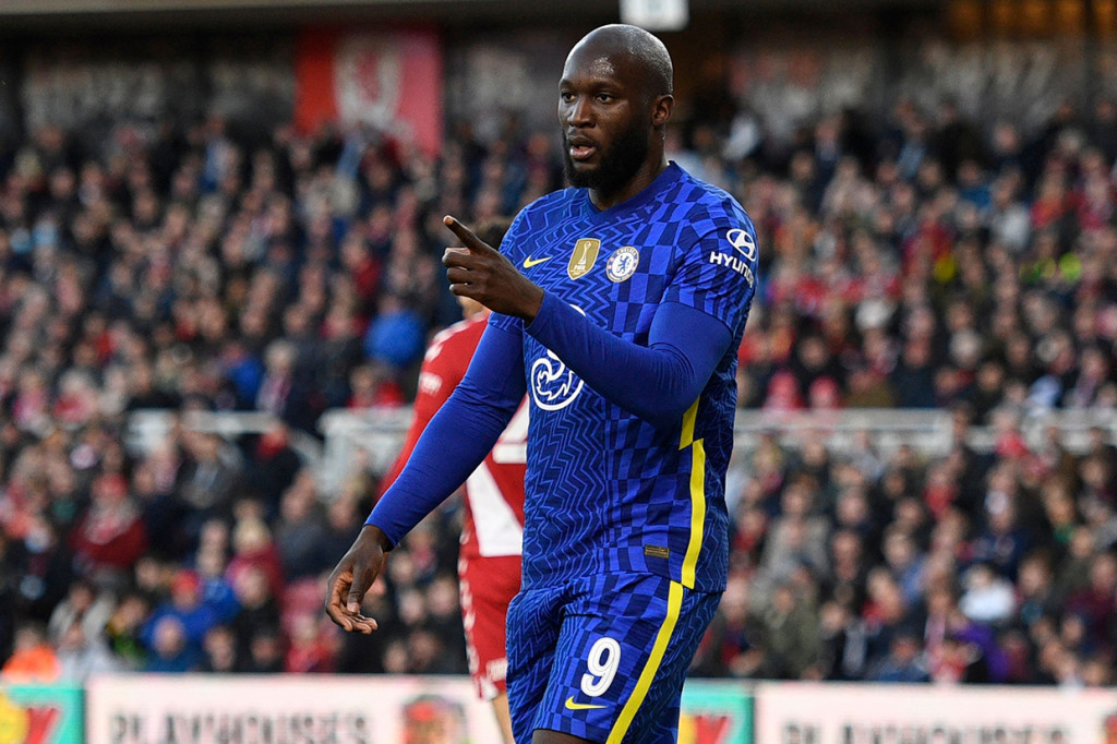 Romelu Lukaku melakukan selebrasi usai mencetak gol ke gawang Middlesbrough.