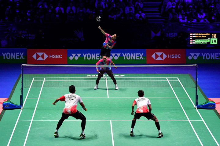 Adapun, duel Fikri/Bagas vs Ahsan/Hendra pada partai puncak All England digelar di Utilita Arena Birmingham, Inggris, pada Minggu, 20 Maret 2022, malam WIB.