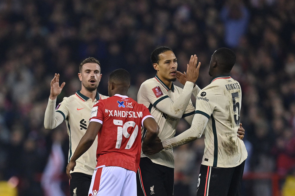 Hasil ini membawa Liverpool lolos ke semifinal Piala FA 2021/2022. Roberto Firmino dkk sudah ditunggu rival mereka di Premier League, Manchester City.